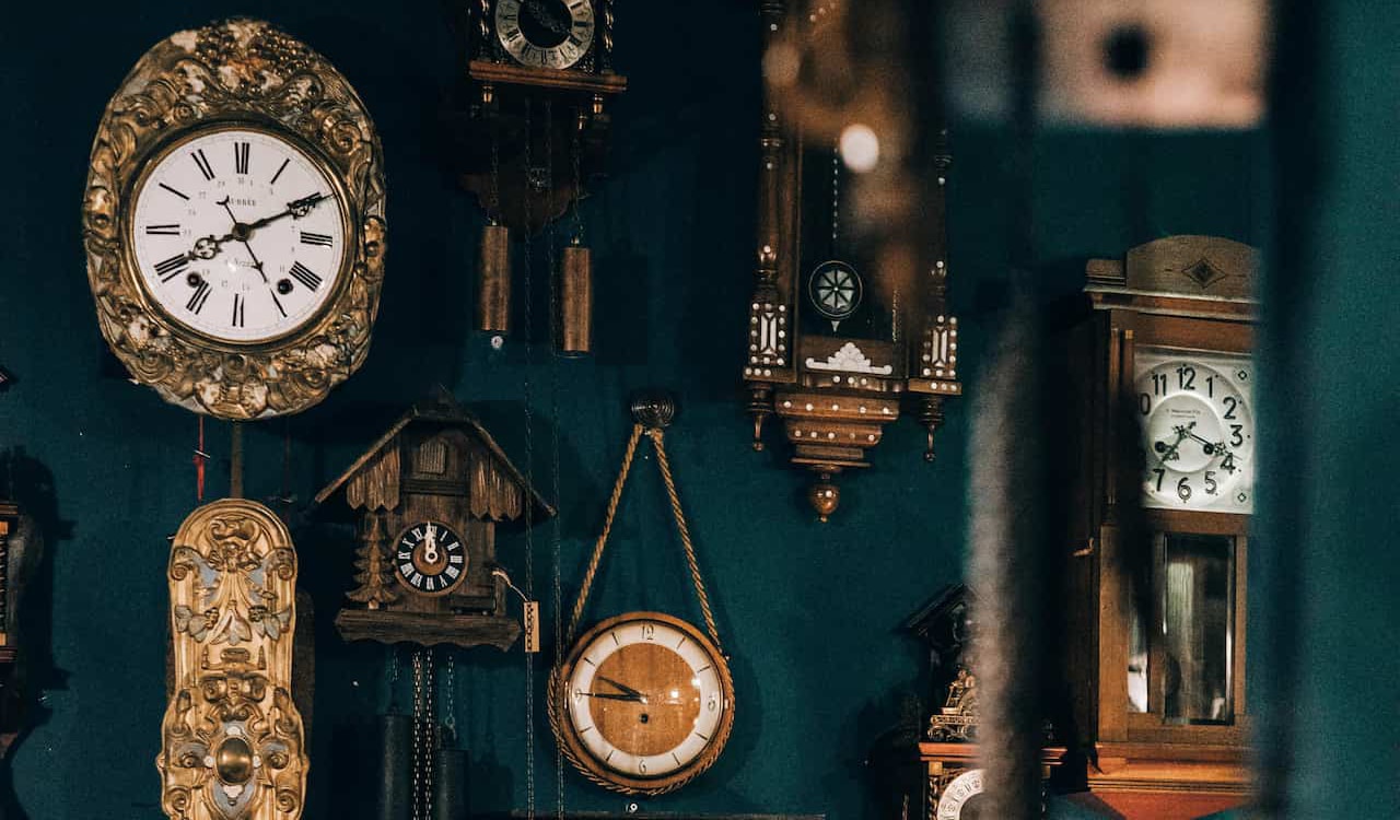 What is an estate sale