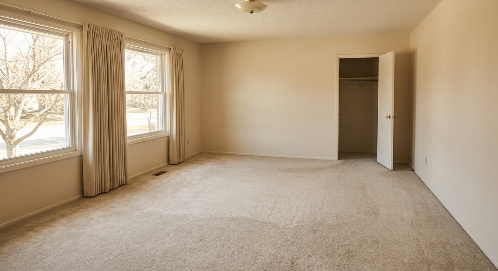 Cost to Clear Out a House: Estate Sale, Cleanout, or Total Liquidation?
